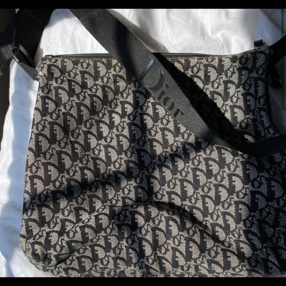 vintage authentic DIOR trotter messenger bag, amazing condition!!
